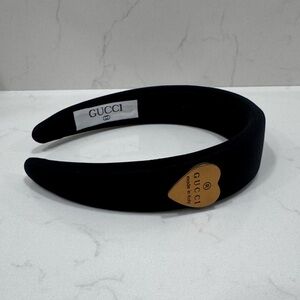 Stunning!!  Vintage Black Satin Style Headband !